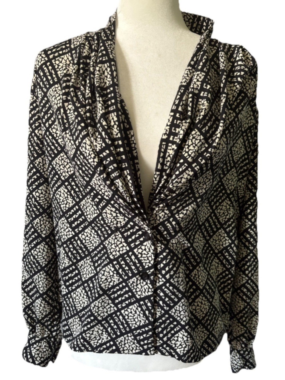 VTG 80s Ilyssa Maxx Geometric Abstract Blouse Top Cream Black Shawl Collar Sz 6